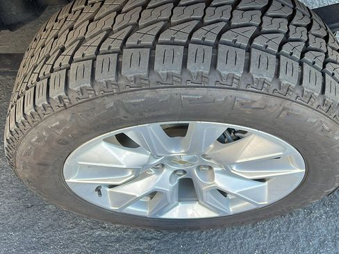 Certified 2023 Chevrolet Silverado 1500 Custom image 2