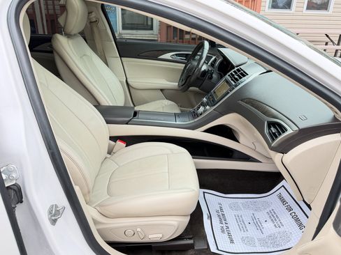 Used 2017 Lincoln MKZ Reserve w/ Climate Package image 39