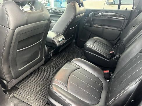 Used 2017 Buick Enclave Leather w/ Enclave Sport Touring Edition AWD/4WD image 40