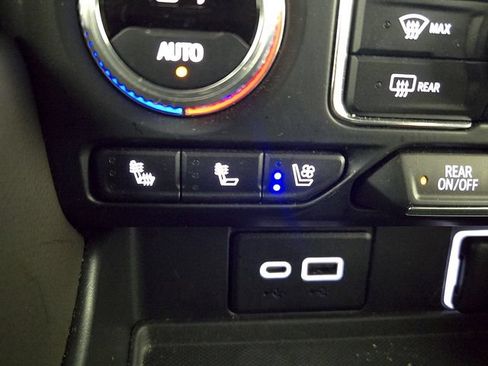 Used 2022 GMC Yukon SLT RWD image 26