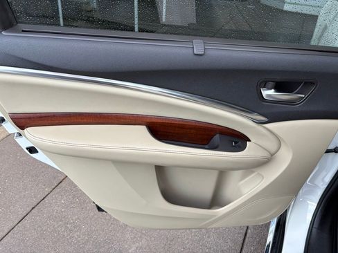 Used 2017 Acura MDX SH-AWD w/ Advance Package image 14