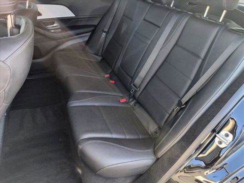 Used 2024 Mercedes-Benz GLE 450e 4MATIC image 19