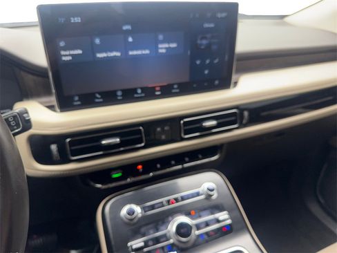 Used 2022 Lincoln Nautilus Reserve image 61