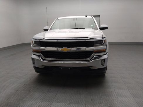 Used 2018 Chevrolet Silverado 1500 LT w/ Texas Edition image 15