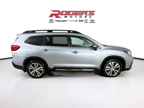 Certified 2022 Subaru Ascent Touring w/ Popular Package #2A AWD/4WD image 9