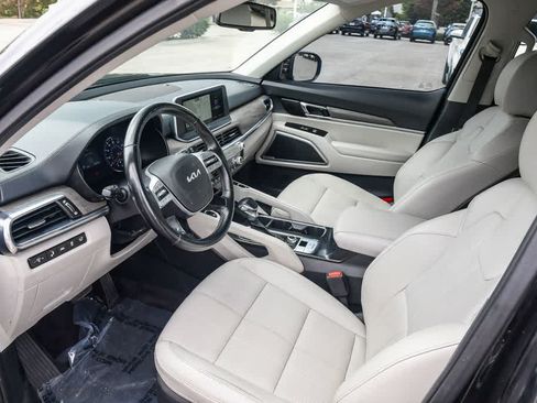 Used 2022 Kia Telluride EX w/ EX Premium Package AWD/4WD image 16
