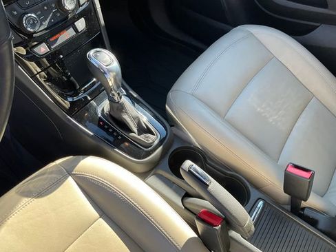 Used 2017 Buick Encore Premium image 14