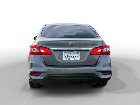 Used 2019 Nissan Sentra S image 4