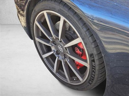 Used 2019 Porsche 911 Targa 4S image 14