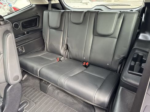 Used 2023 Subaru Ascent Touring w/ Popular Package #2A image 13