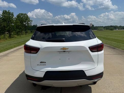 Used 2023 Chevrolet Blazer LT w/ Convenience Package FWD image 4