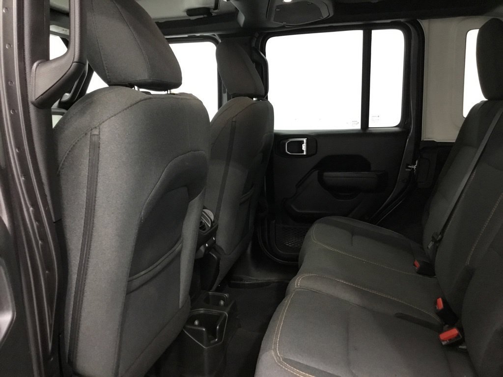 Used 2025 Jeep Wrangler Unlimited Sport AWD/4WD image 12