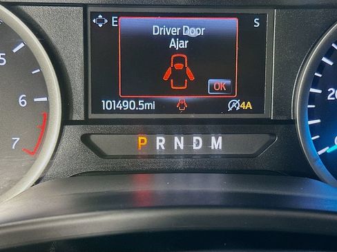 Used 2020 Ford Expedition XLT w/ Equipment Group 201A AWD/4WD image 12