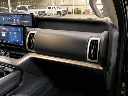 Certified 2025 Ford Expedition Max Active AWD/4WD image 15