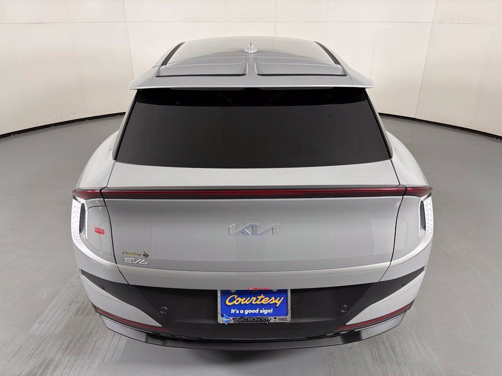 New 2026 Kia EV6 Light RWD image 7