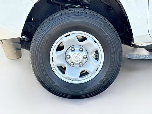 Used 2023 Toyota Tacoma SR image 29