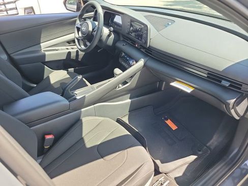 New 2026 Hyundai Elantra Sport FWD image 20