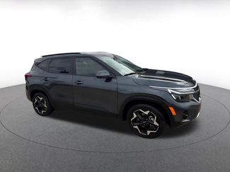 Used 2025 Kia Seltos S video 2