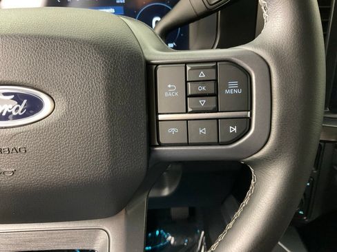 Used 2025 Ford F250 Lariat w/ Black Appearance Package AWD/4WD image 25