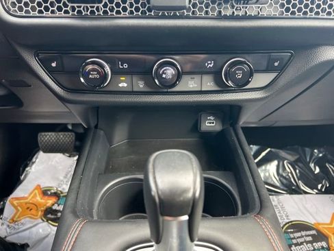 Used 2024 Honda HR-V Sport image 13