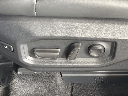 Used 2024 Toyota Sequoia Platinum image 25