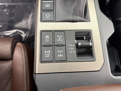 Used 2025 Toyota Land Cruiser w/ Premium Package image 17