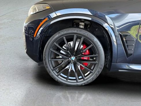 Used 2025 BMW X5 xDrive40i w/ M Sport Package image 12