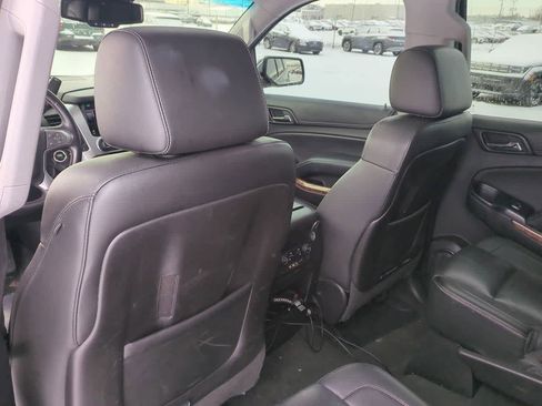 Used 2015 Chevrolet Suburban LTZ image 17