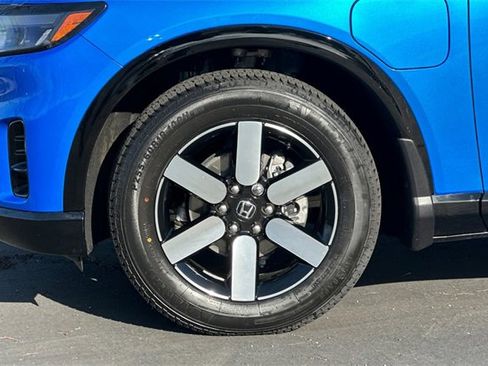 Used 2024 Honda Prologue Touring image 32