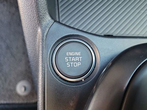 Used 2025 Kia K4 LXS image 31