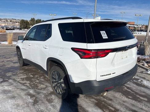 Used 2023 Chevrolet Traverse RS image 5