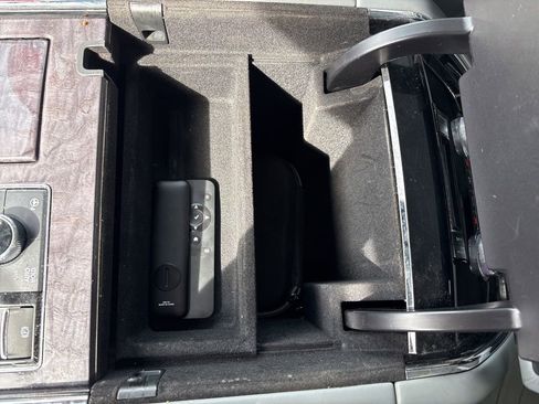 Used 2018 Lincoln Navigator L Reserve w/ Technology Package image 49