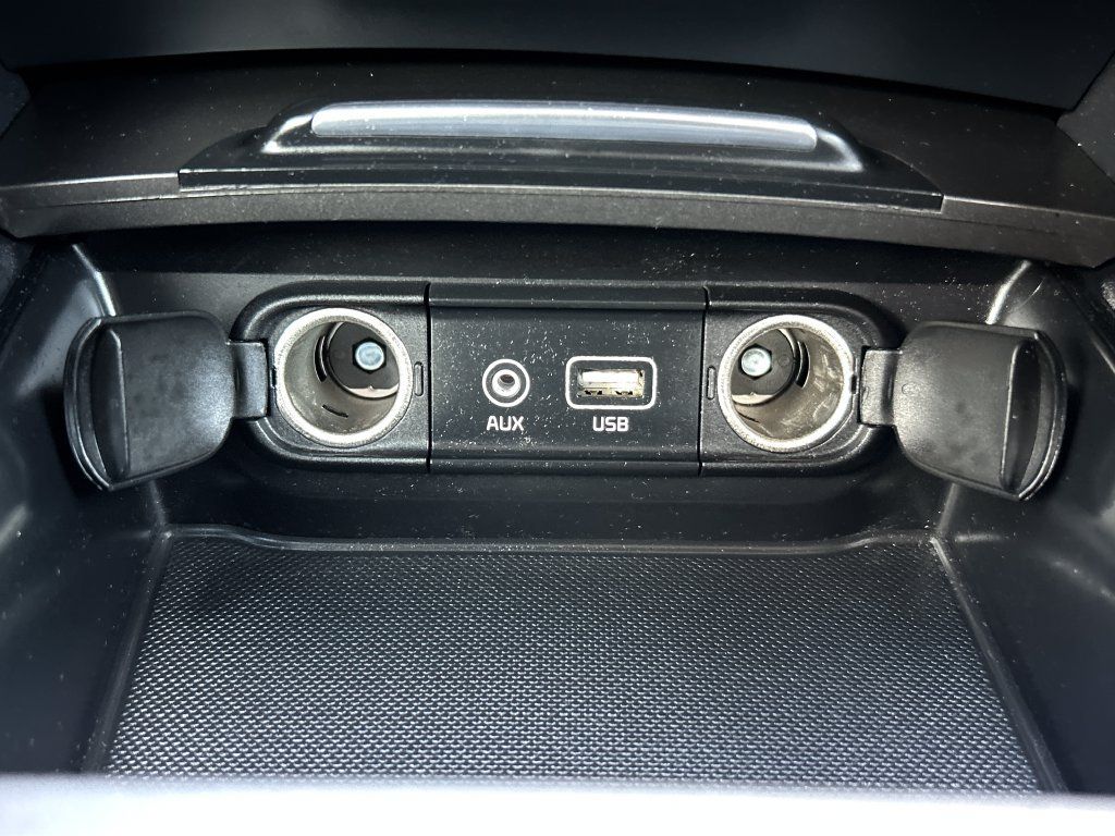 Used 2020 Kia Optima S FWD image 13