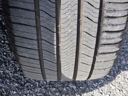 Used 2022 Ford Explorer Limited RWD image 11