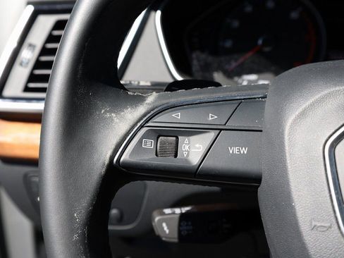 Used 2023 Audi Q5 2.0T Premium w/ Convenience Package image 35