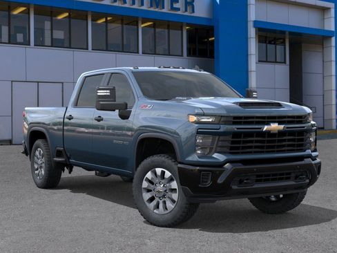New 2026 Chevrolet Silverado 2500 Custom w/ Custom Value Package AWD/4WD image 21
