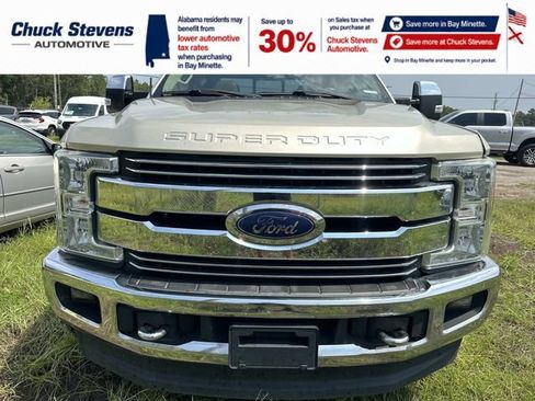 Used 2017 Ford F250 Lariat w/ Lariat Ultimate Package AWD/4WD image 3