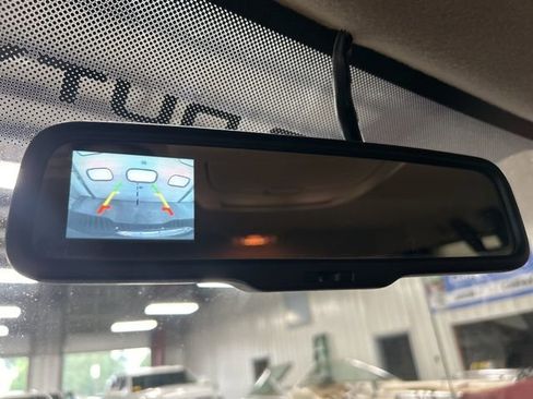 Used 2010 Ford F250 Lariat image 29