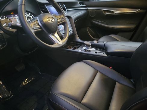 Used 2022 INFINITI QX50 Pure image 25