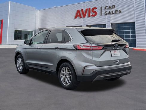 Used 2024 Ford Edge SEL image 3