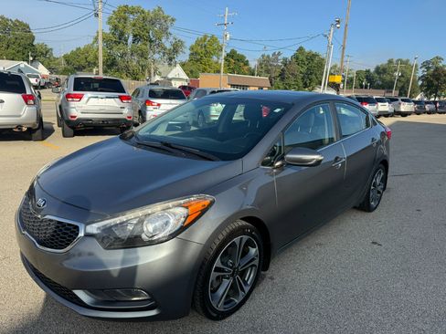 Used 2016 Kia Forte EX image 5
