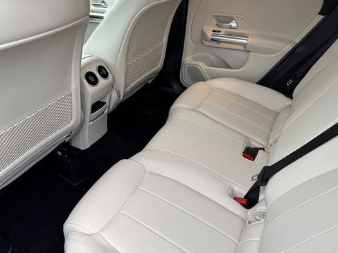 Certified 2023 Mercedes-Benz GLA 250 4MATIC image 25