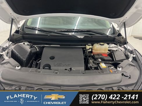 Used 2019 Buick Enclave Essence FWD image 17