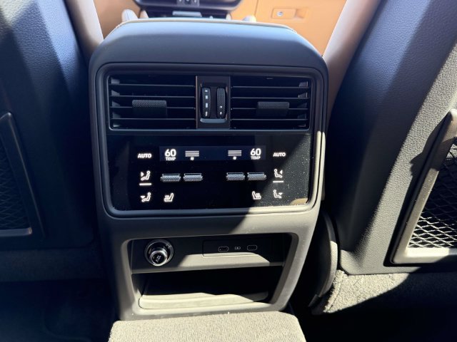 Used 2026 Porsche Cayenne S AWD/4WD image 20