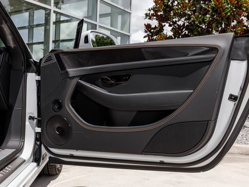 New 2025 Bentley Continental GTC image 30