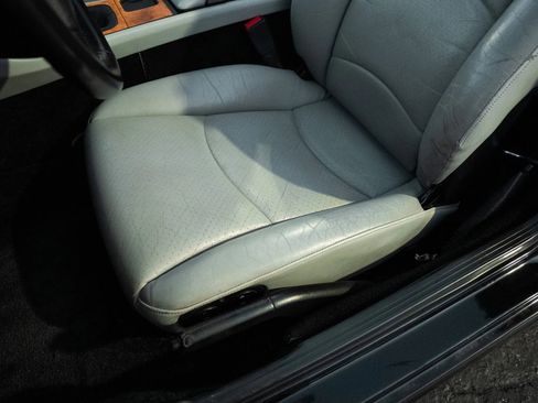 Used 1995 Porsche 968 Cabriolet RWD image 20