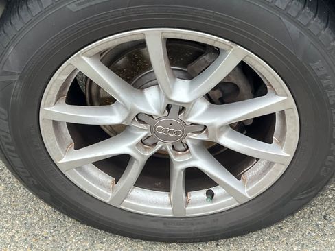 Used 2011 Audi Q5 2.0T Premium AWD/4WD image 17
