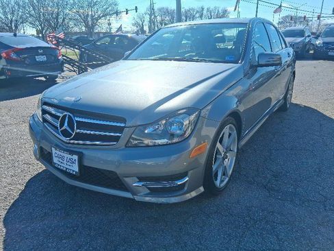 Used 2014 Mercedes-Benz C 300 Sport image 4