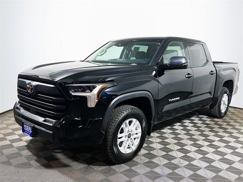 Used 2022 Toyota Tundra SR5 image 4