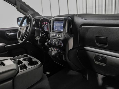 Used 2021 Chevrolet Silverado 1500 Custom image 12